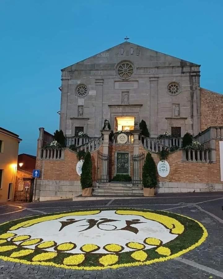 Ferienwohnung Fronte Duomo Ariano Irpino Exterior foto