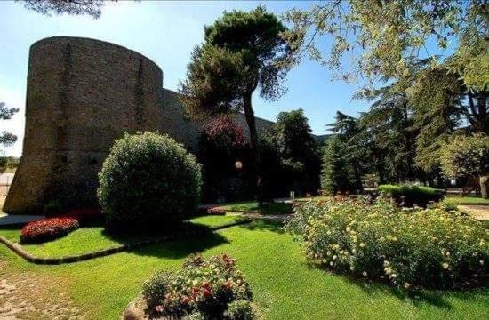 Ferienwohnung Fronte Duomo Ariano Irpino Exterior foto